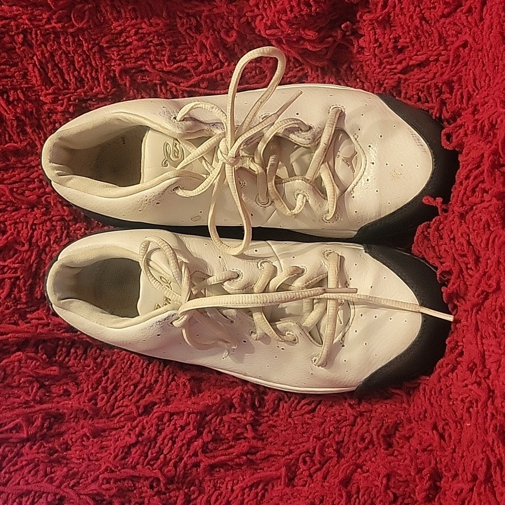 Womens shoes